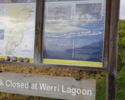 Walk along clifftops from Loves Bay Kiama to Werri Beach and return.
Spectacular views along grassy track, Some ups and downs.